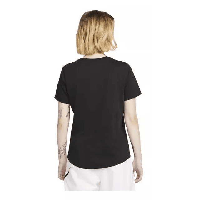 Polera W Nsw Tee Club Est. Vida Mujer Negro