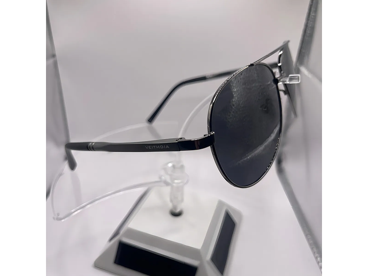 Anteojos De Sol Polarizados Veithdia Sol V1306 Armazón Gris Oscuro Y Lente Negro 2