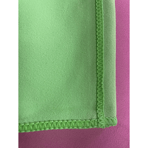 Set Paños Microfibra para Pantallas Verde 25 x 33 cm.
