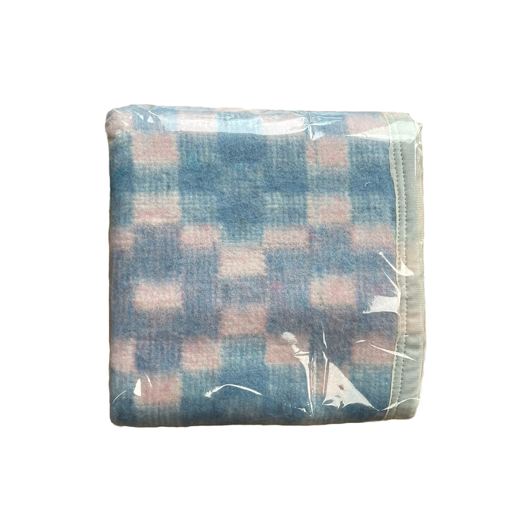 .FRAZADA DE CUNA CELESTE 0.70 x 1.0 MT. 1