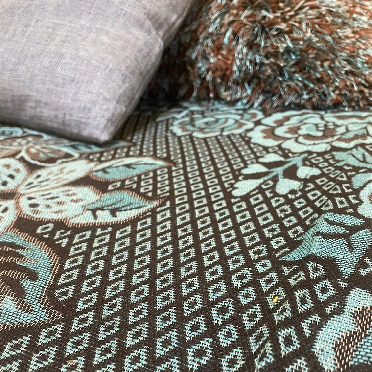 Chal de hilo sobre cama 2.0 x 1.5 mt 7