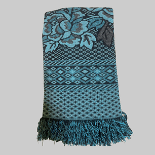 Chal de hilo sobre cama 2.0 x 1.5 mt