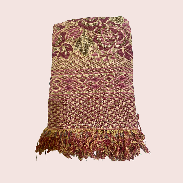 Chal de hilo sobre cama 2.0 x 1.5 mt 4