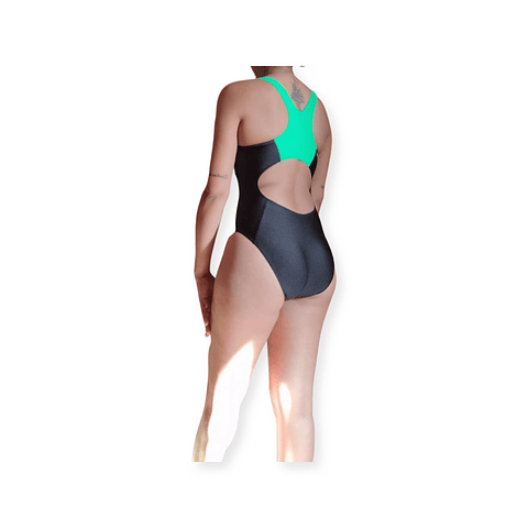 Traje de baño clásico deportivo