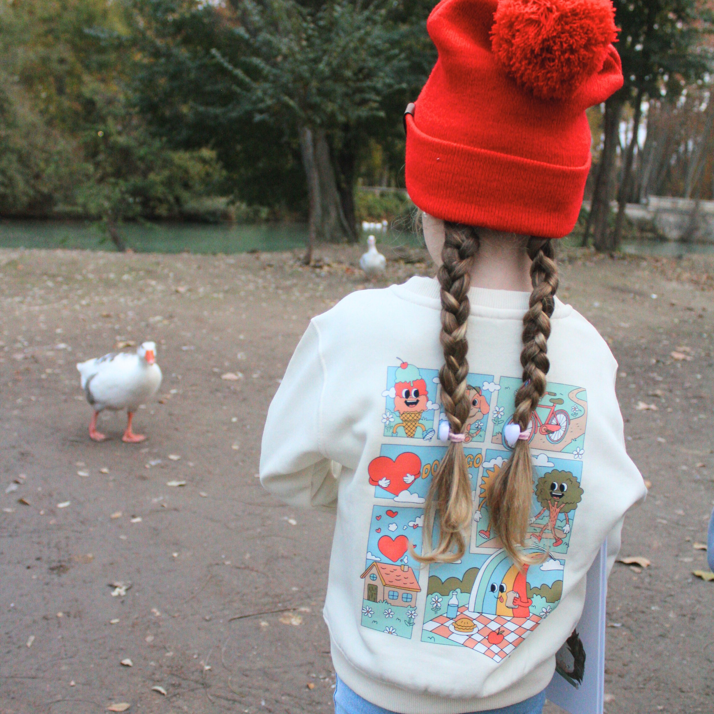 Sudadera infantil 'Domingo Vibes' – Ropa para días en familia 9