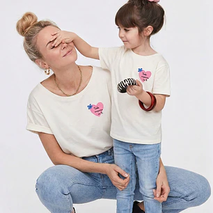 Camiseta infantil orgánica 'Todo empieza en ti'