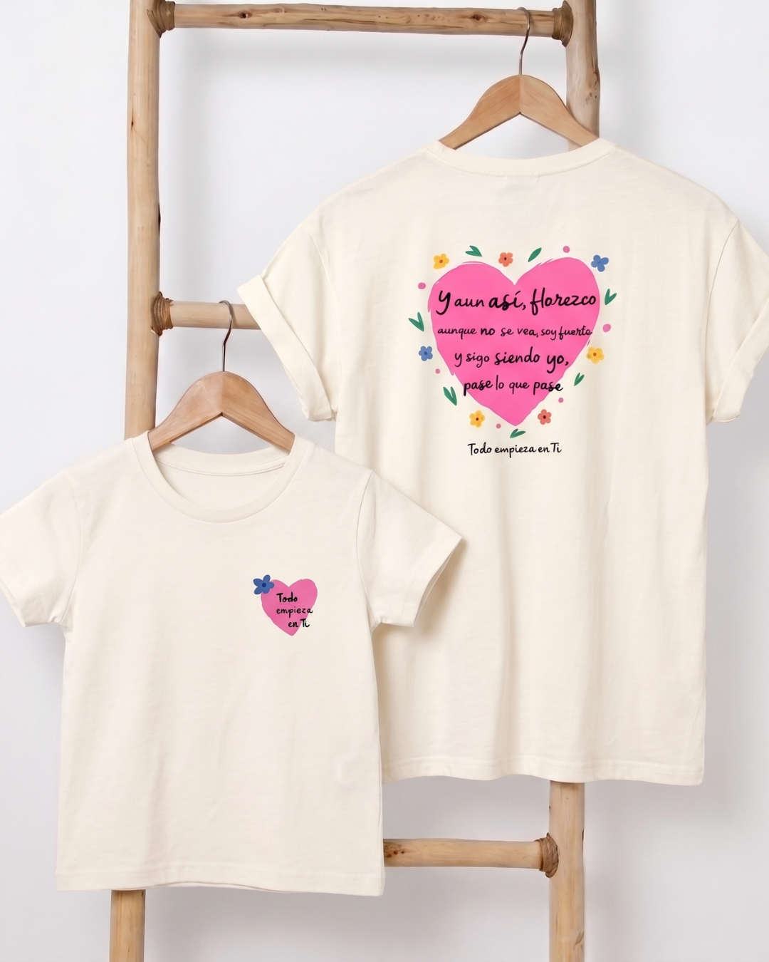 Camisetas a juego mamá + mini 'Todo empieza en ti' 3