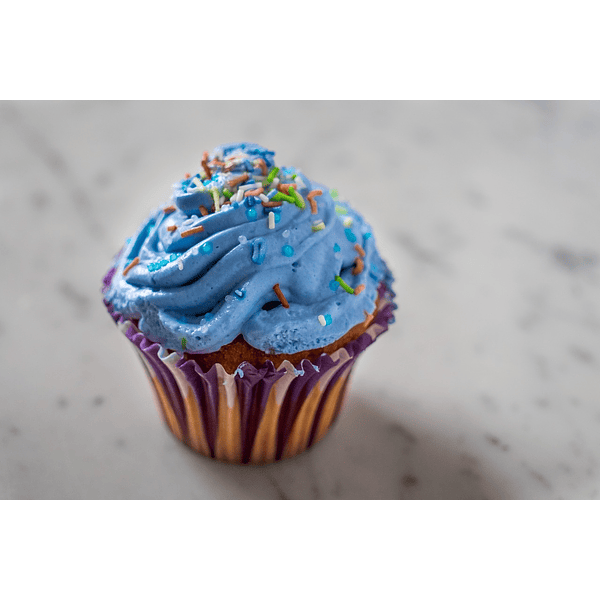 Fichas de cor azul Cupcake baunilha com festa