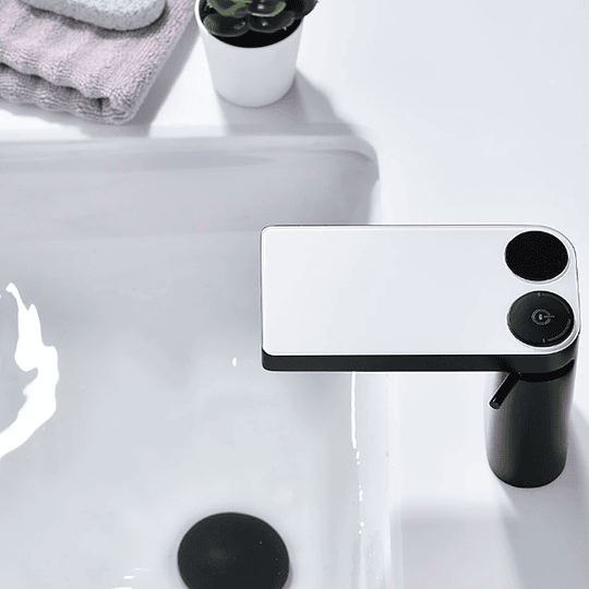 GRIFO LUJO AQUAJET NEGRO CON BLANCO