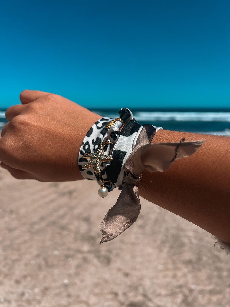 Collar tela print blanco 2