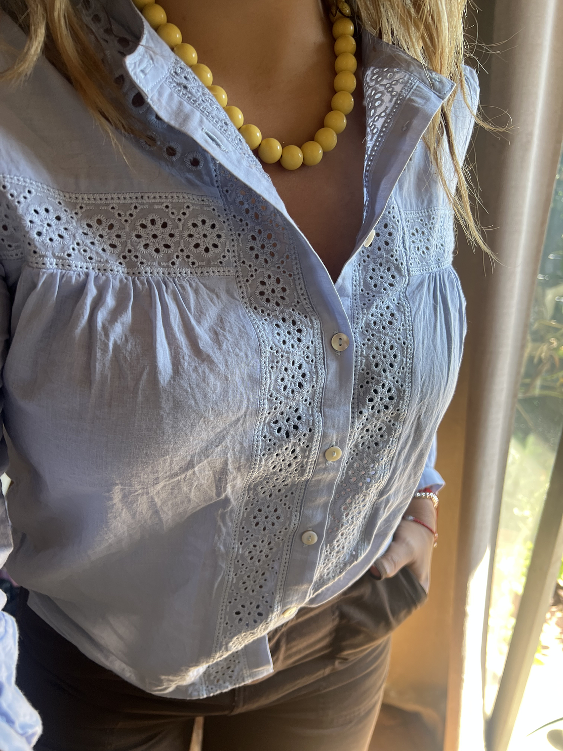 Maxicollar amarillo 1