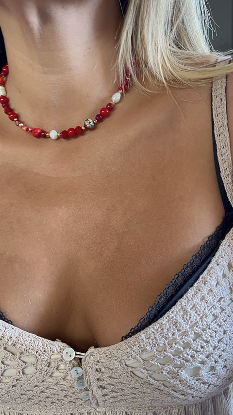 collar mix tonos rojos 