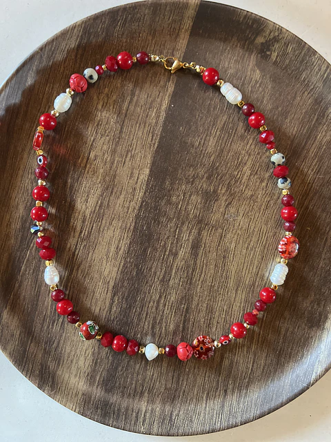 collar mix tonos rojos 