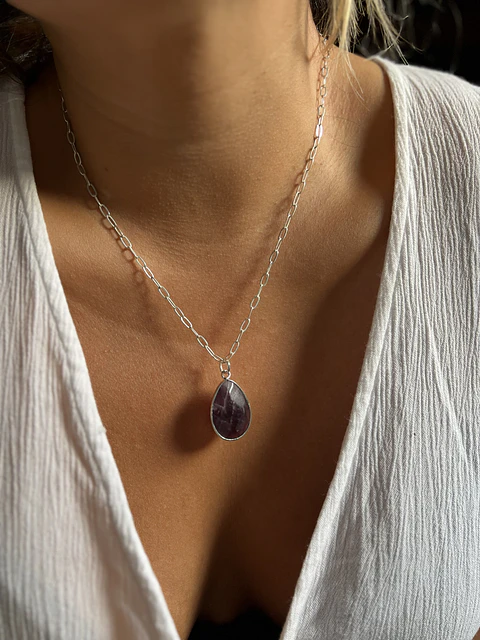collar amatista facetada