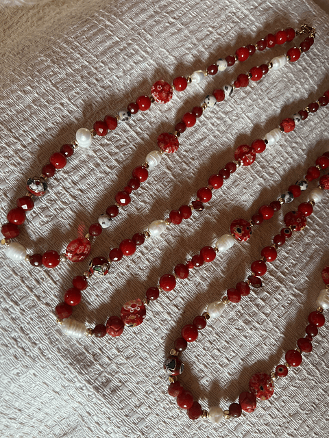 collar mix tonos rojos 