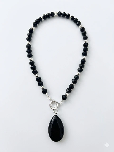 collar ónix brillante