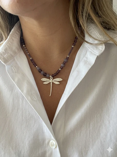 collar libélula Mora 