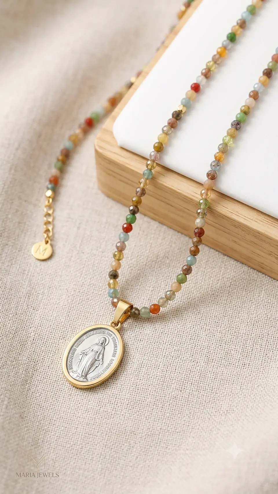 collar virgen de los rayos 1