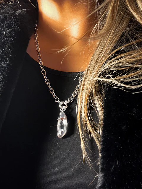 collar cuarzo acero