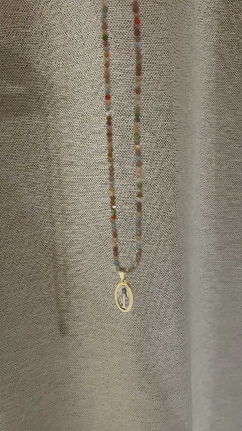 collar virgen de los rayos 4