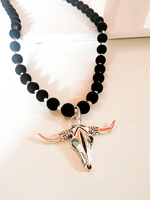 collar Tauro 