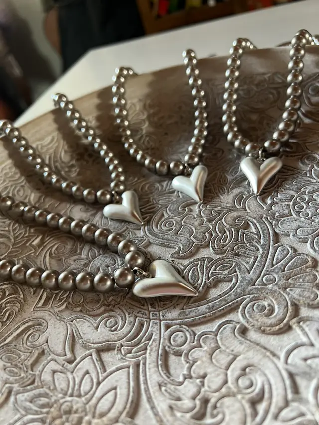 collares hilados