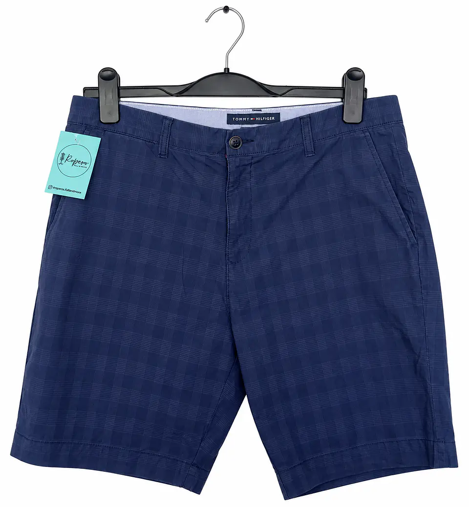 Short Tommy Hilfiger talla 48  1