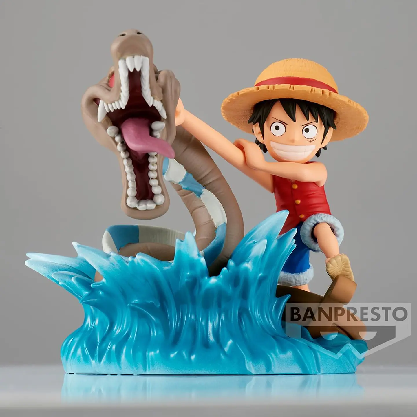 One Piece World Collectable Luffy VS Local Sea Monster - Banpresto 4
