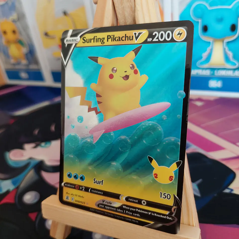 Surfing Pikachu V 8/25 - Celebrations (NM) 4