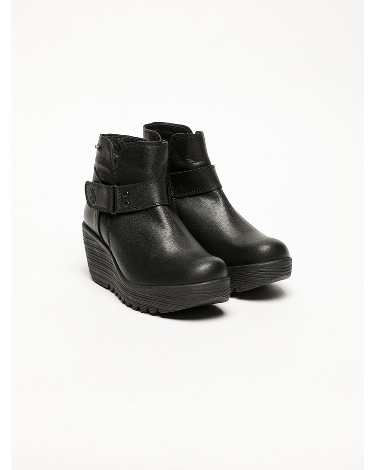 Bota Impermeável Yock Preto - Fly London