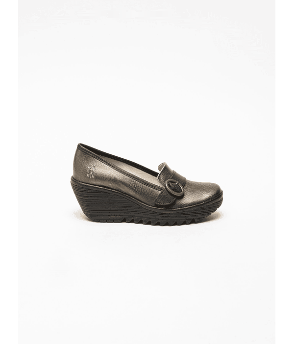 Sapato em Cunha com Fivela Metalizado Yond - Fly London