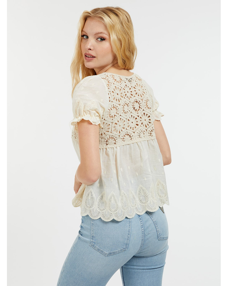 Blusa em Macramé Nancy Bege - Guess 