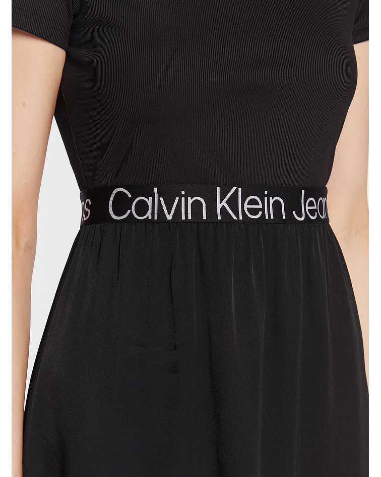 Vestido com Logo na Cintura Preto - Calvin Klein 