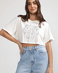 T-shirt Larga com Strass Branco - Lança Perfume