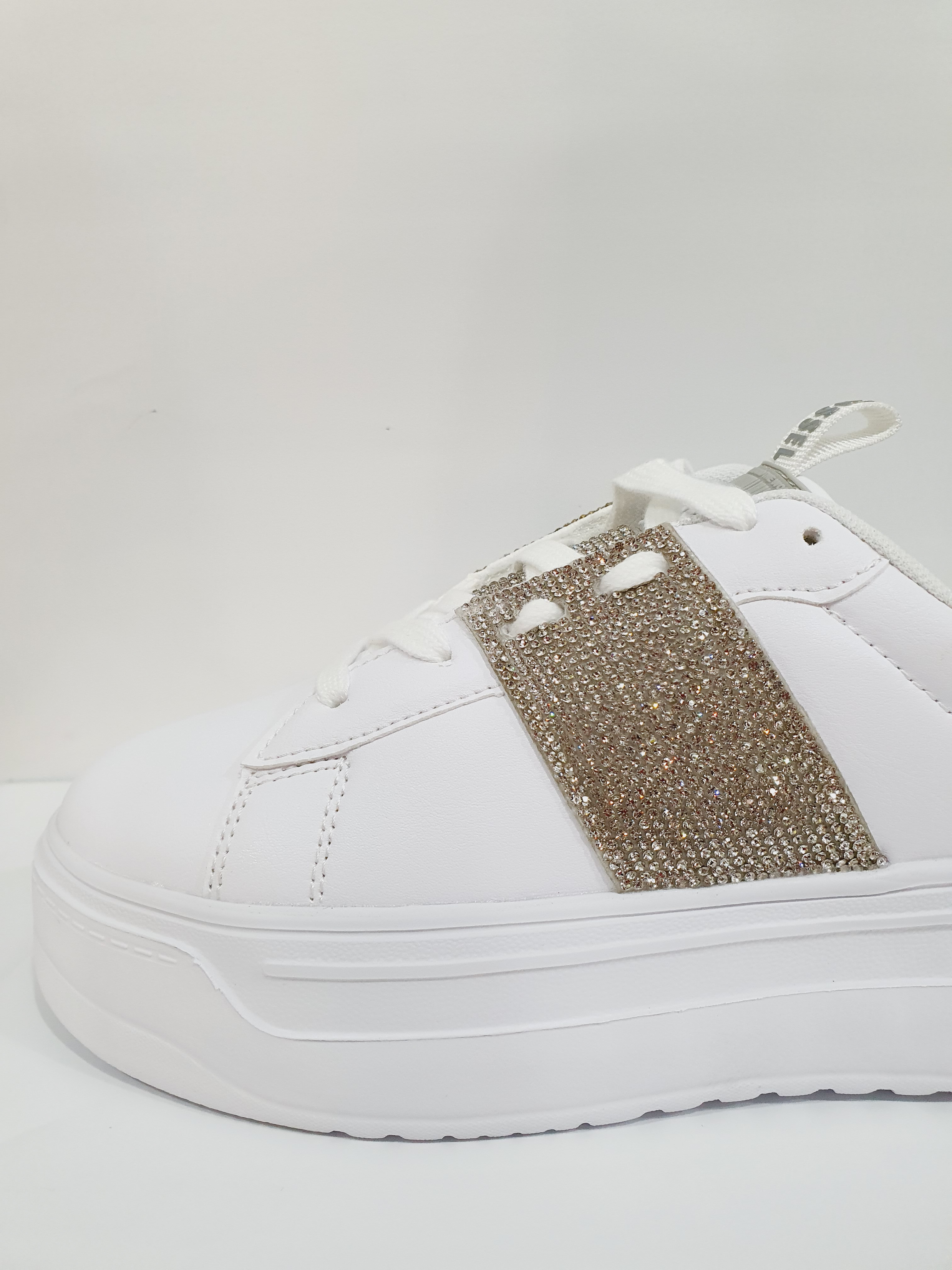 Ténis extra leve com Brilhos Isla Branco - Russel Matos 3