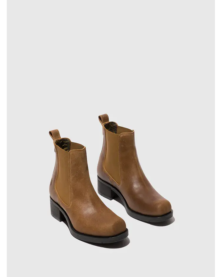 Bota em Pele Rana Camel - Fly London