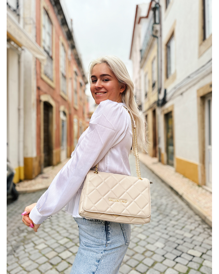 Crossbody Grande Acolchoada Ocarina Branco - Valentino  