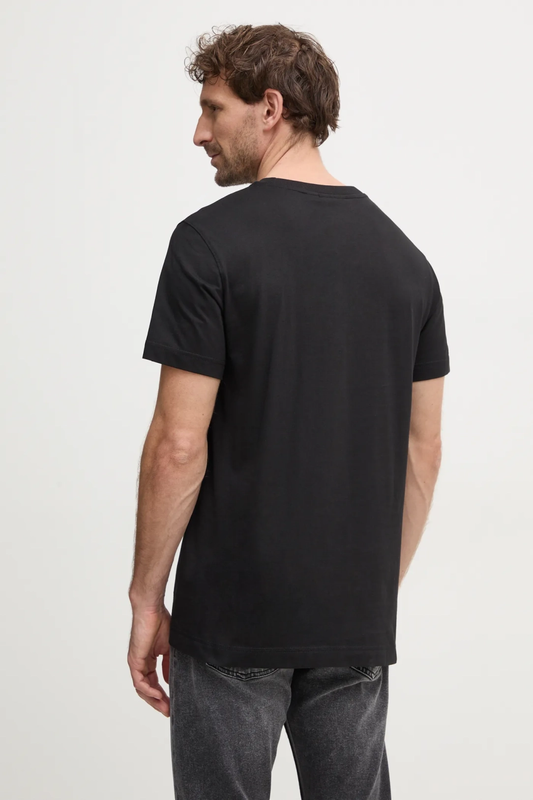 T-shirt Mini Logo Preto - Calvin Klein  3