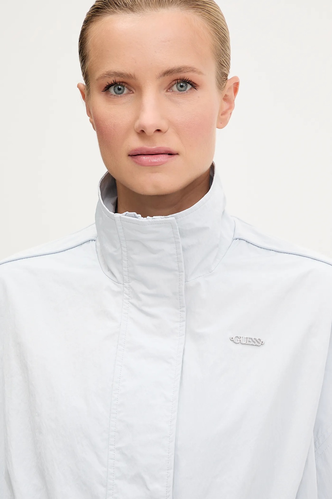 Casaco Curto NINA Cinza - Guess 4