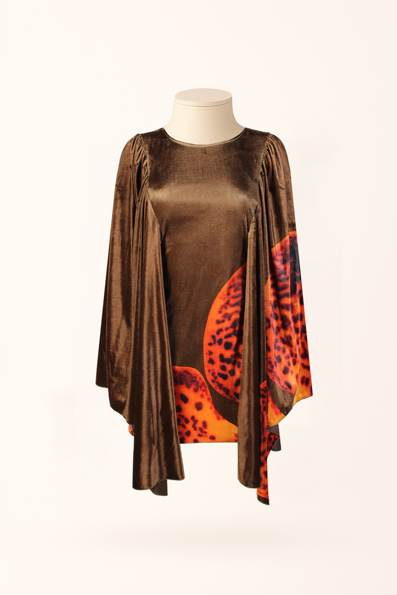 Vestido em Veludo Orquidea Castanho - SAHOCO 5