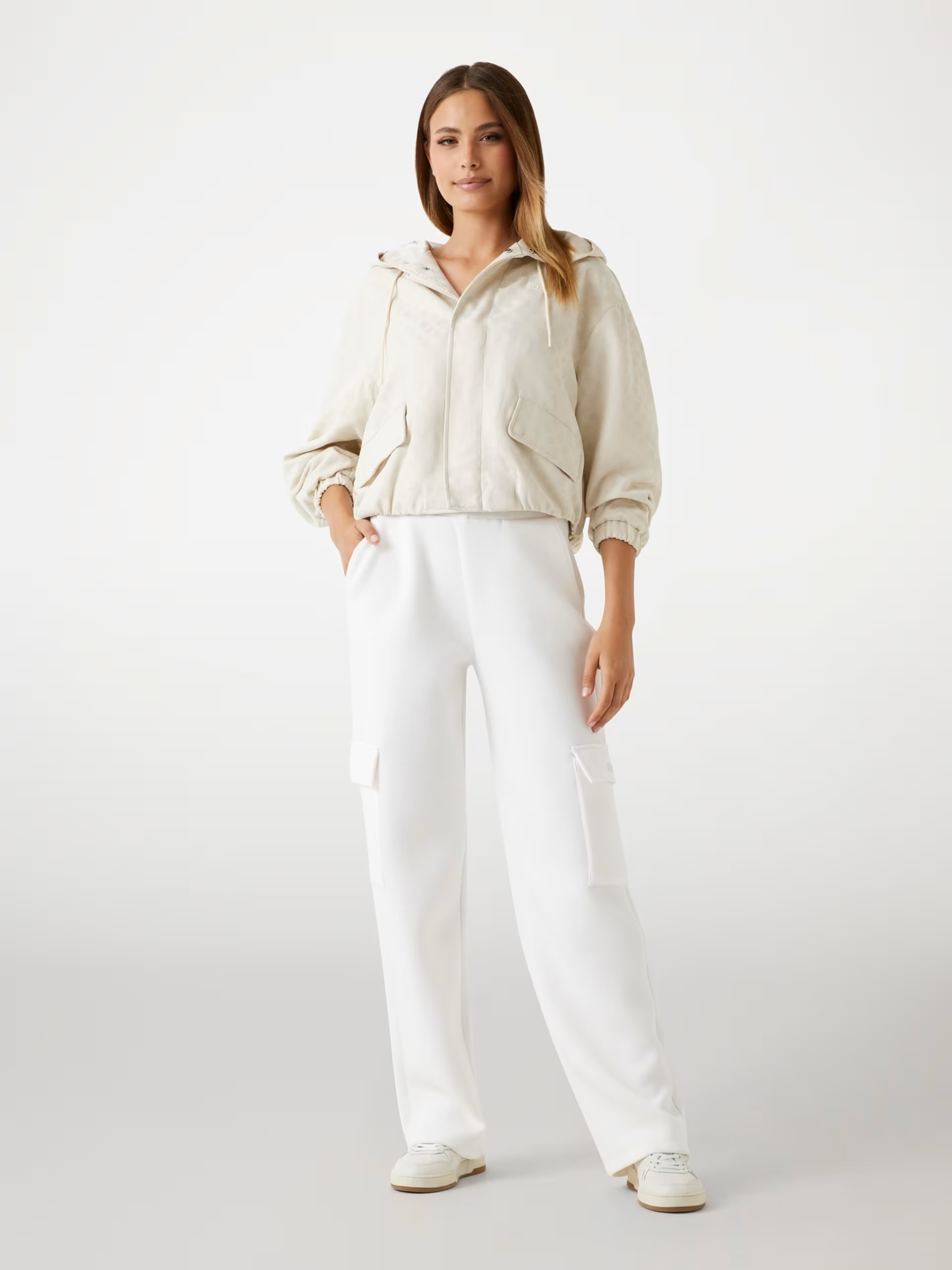 Casaco Logo Peony Pérola - Guess  2