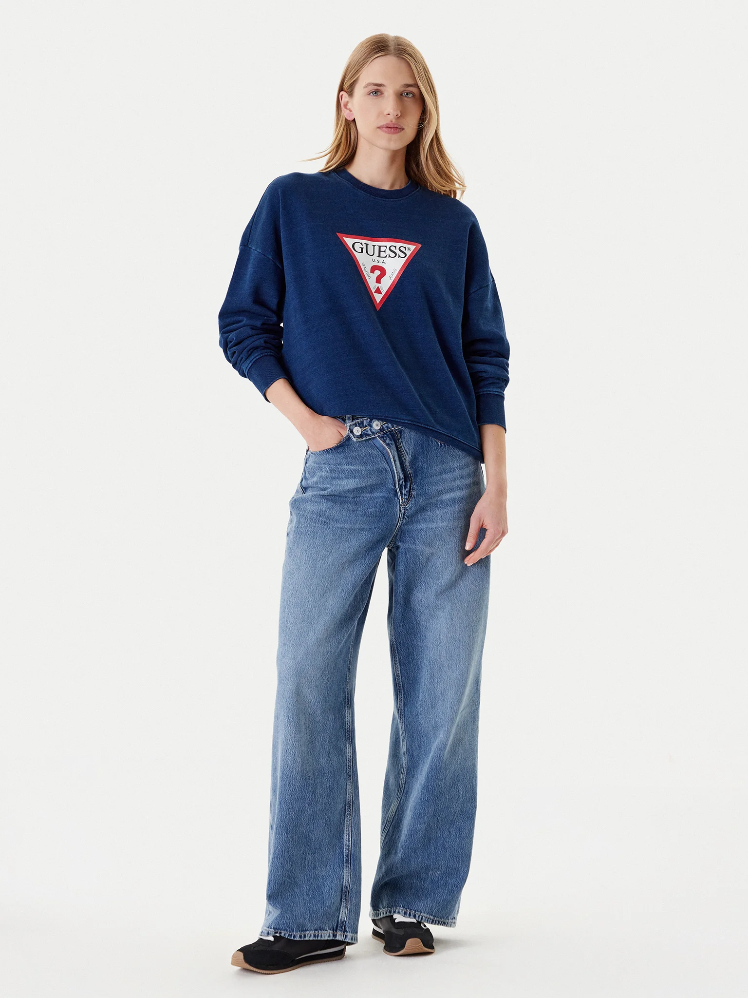 Sweat com Triângulo Azul Indigo  - Guess  3