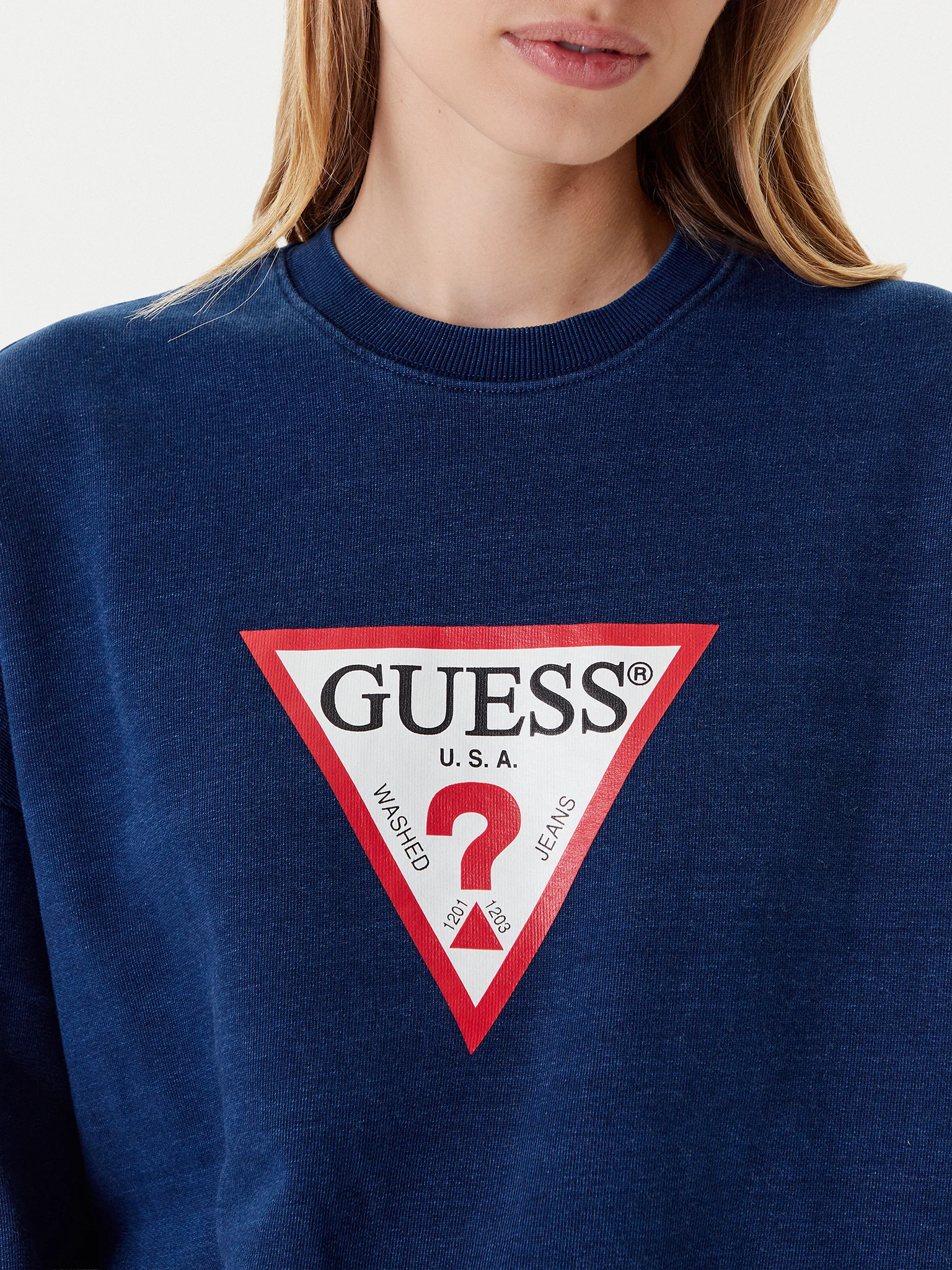 Sweat com Triângulo Azul Indigo  - Guess  5