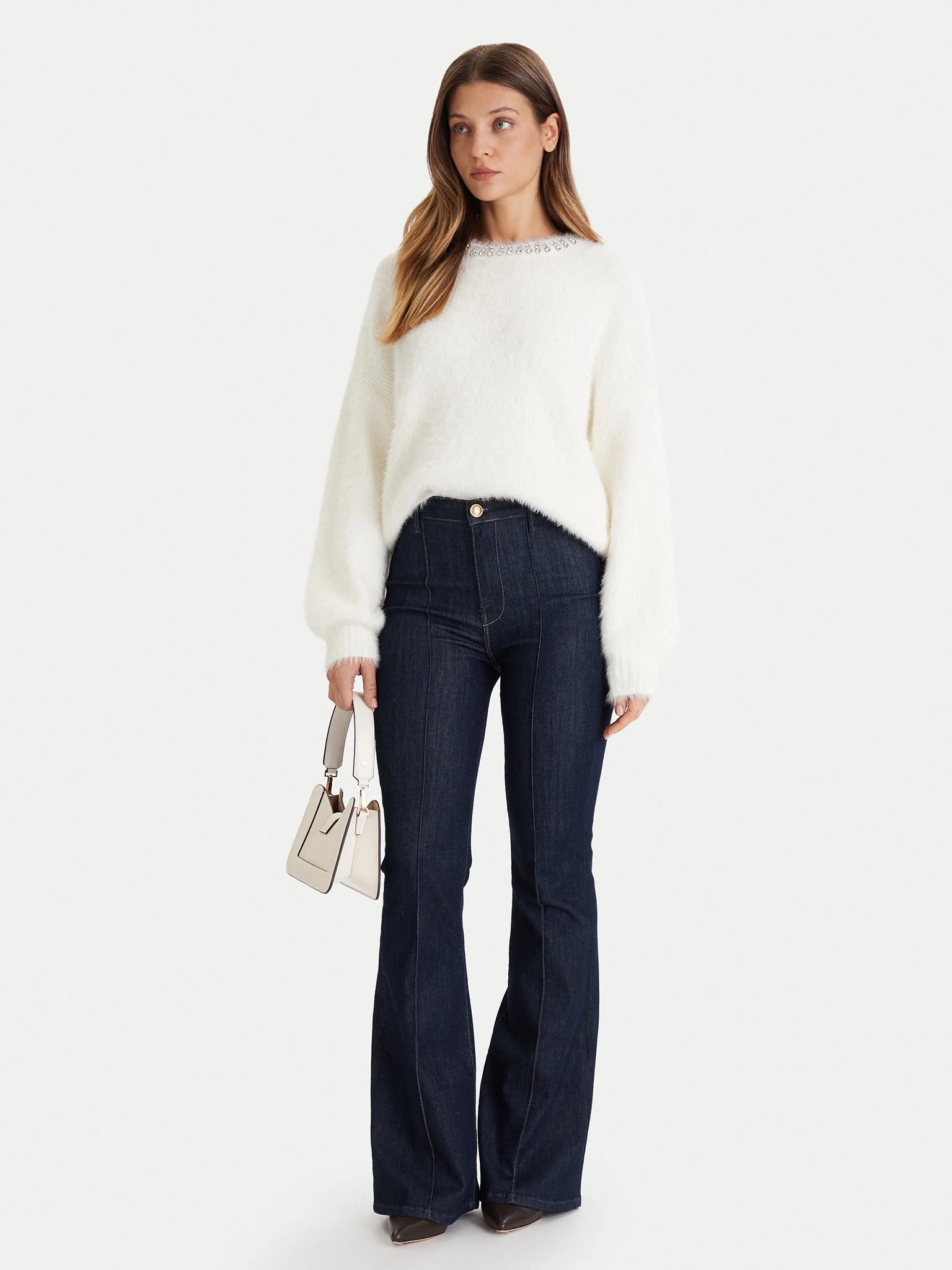 Camisola ARISA Felpuda com Brilhos Branco - Guess  2