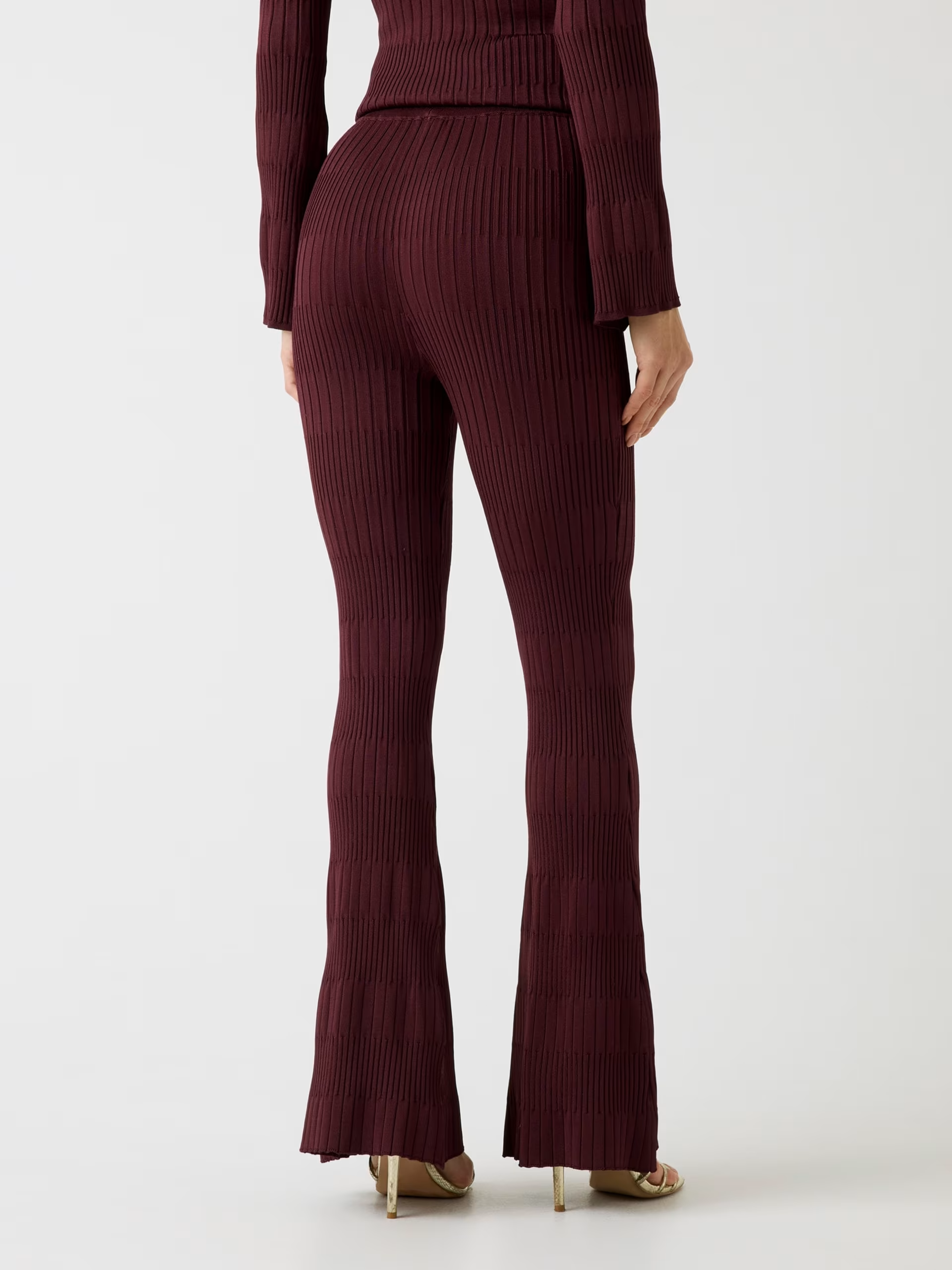 Calças JANET em Malha Bordeaux - Guess Marciano 3