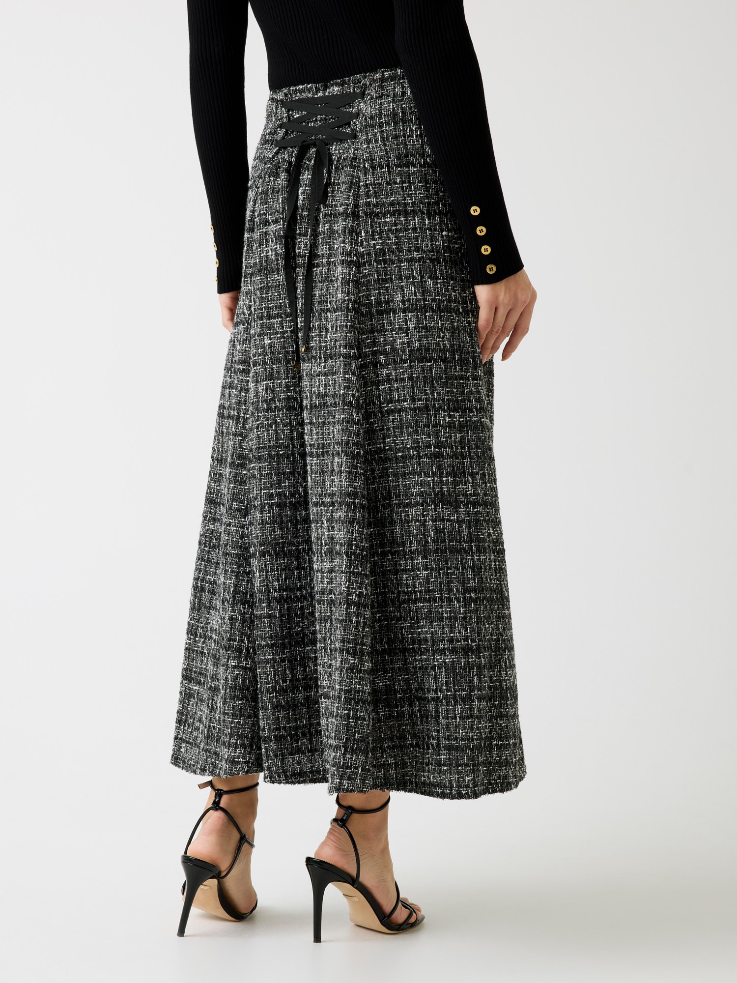 Saia GEA Comprida em Tweed Preto e Branco - Guess Marciano 3