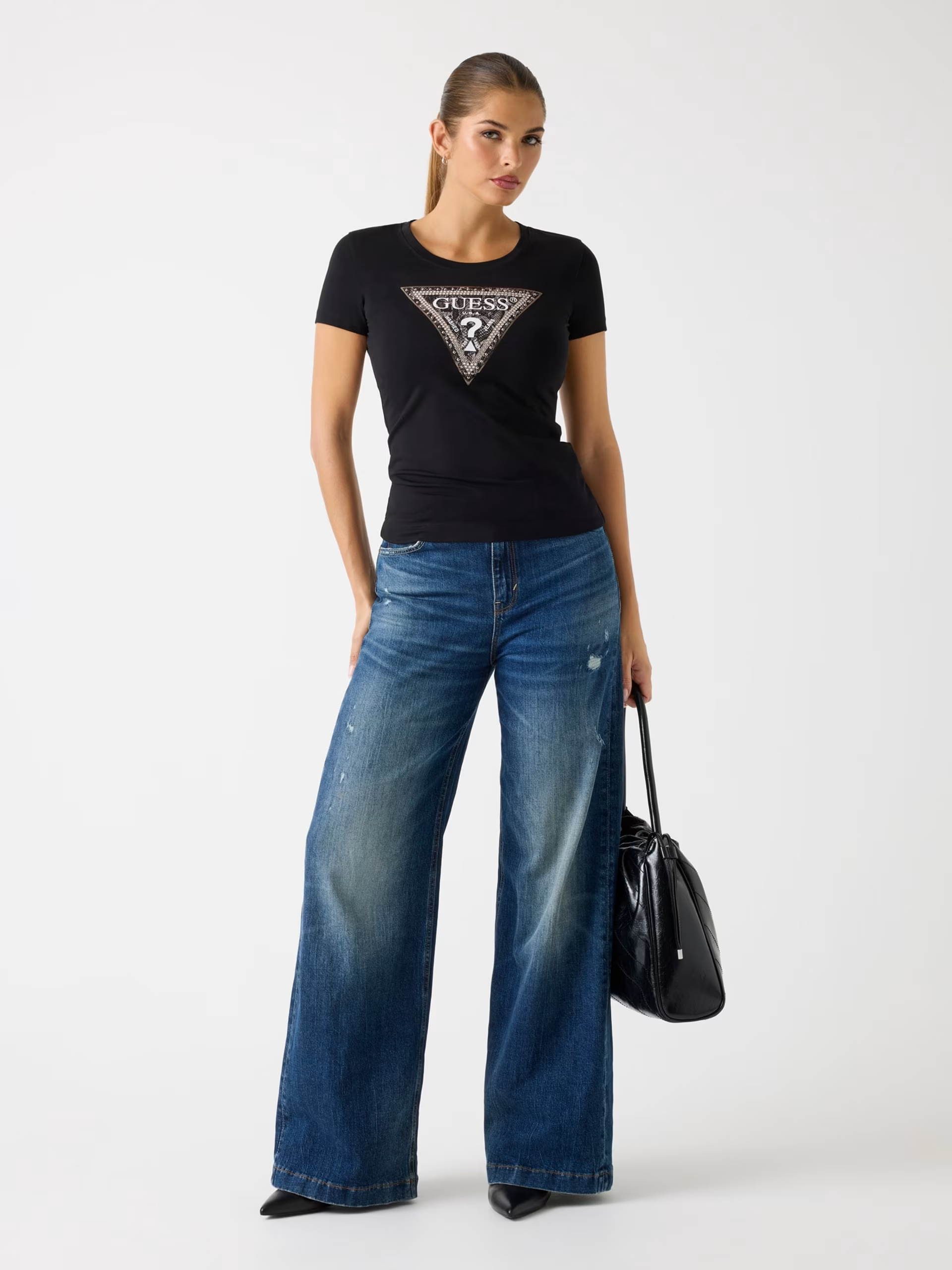 T-shirt Triângulo Cobra Preto - Guess 3