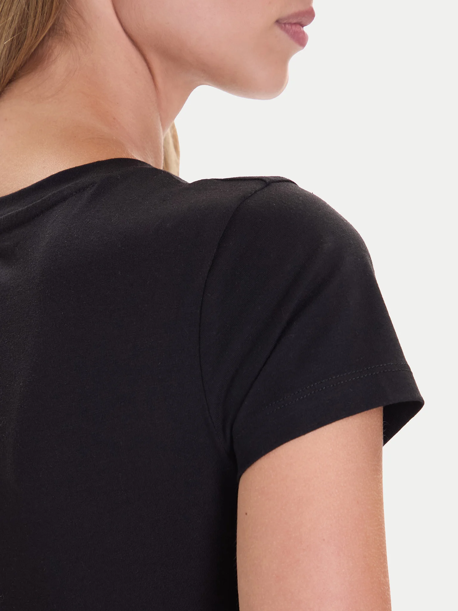 T-shirt Trângulo Animal Print - Guess 4