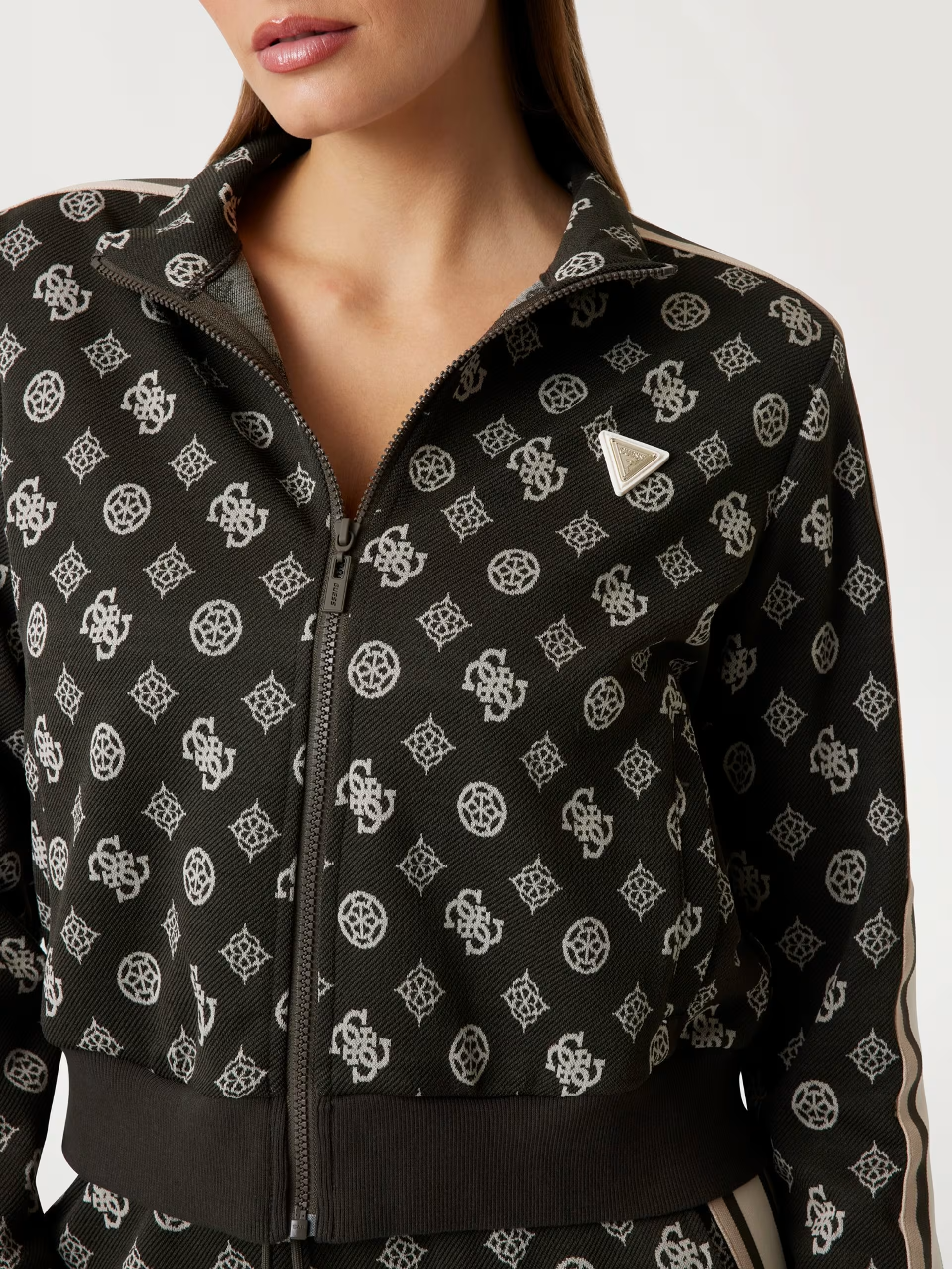 Casaco Desportivo Logo Peony Verde - Guess 4