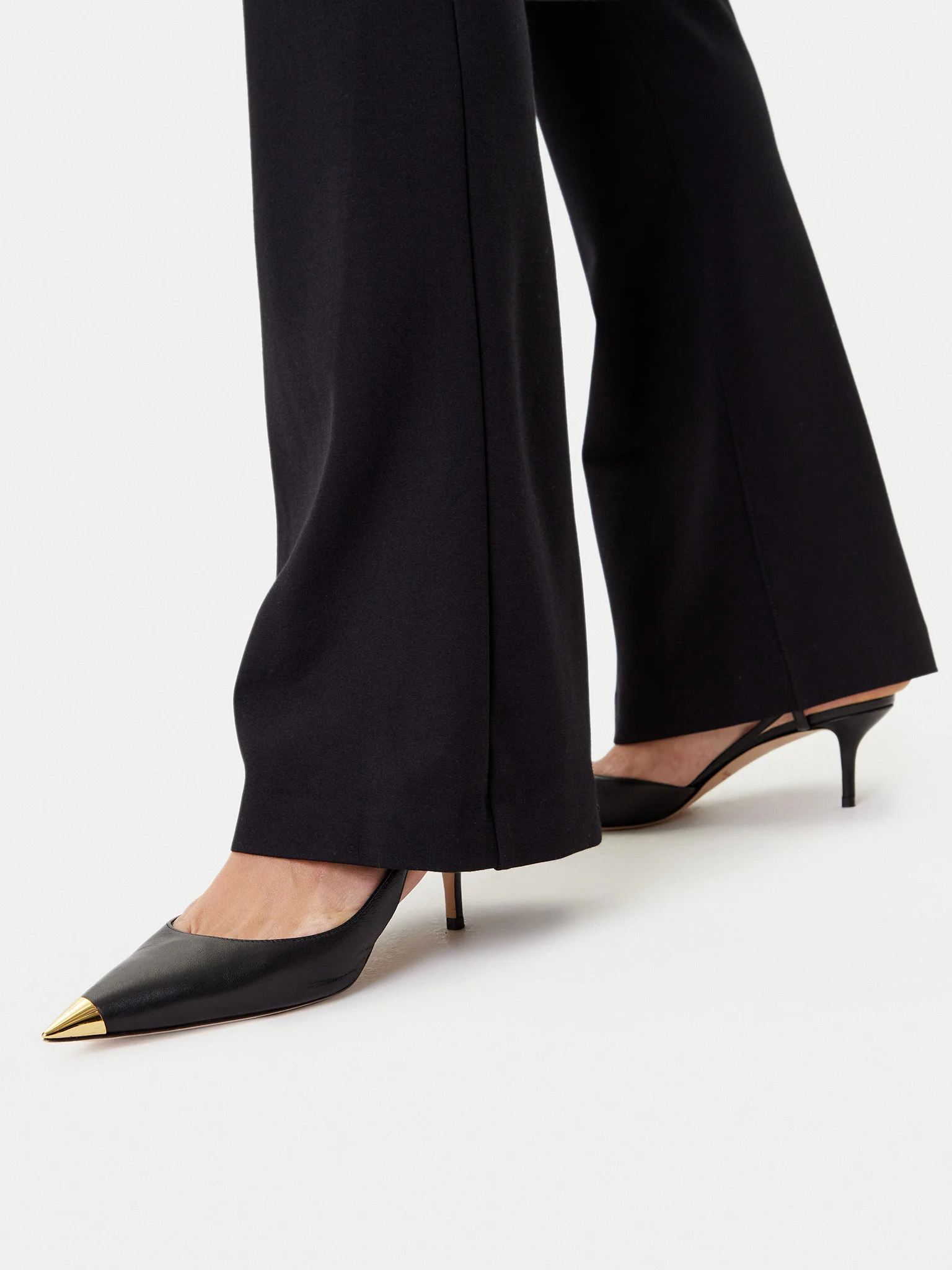 Calças MAELICE Boot Cut Preto - Guess 4